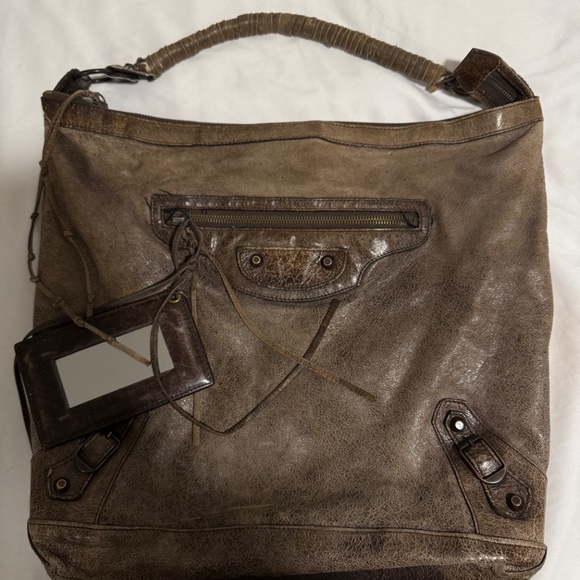 Balenciaga City Bag - Picture 2 of 8